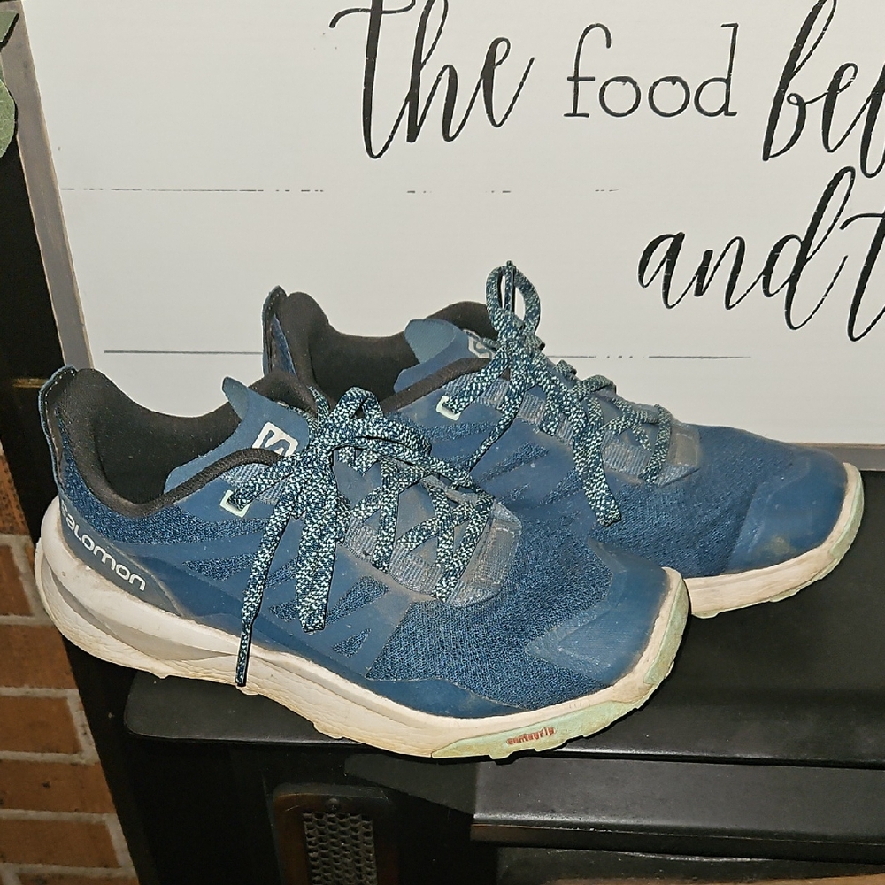 Salomon Tennis Shoes